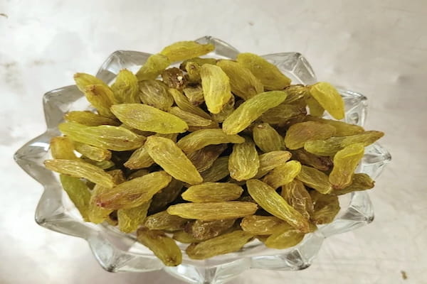 تصویر 2 از قیمت خرید کشمش درجه یک کاشمر با فروش عمده